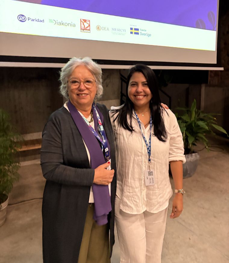 Cindy Ballestas con Mónica Xavier